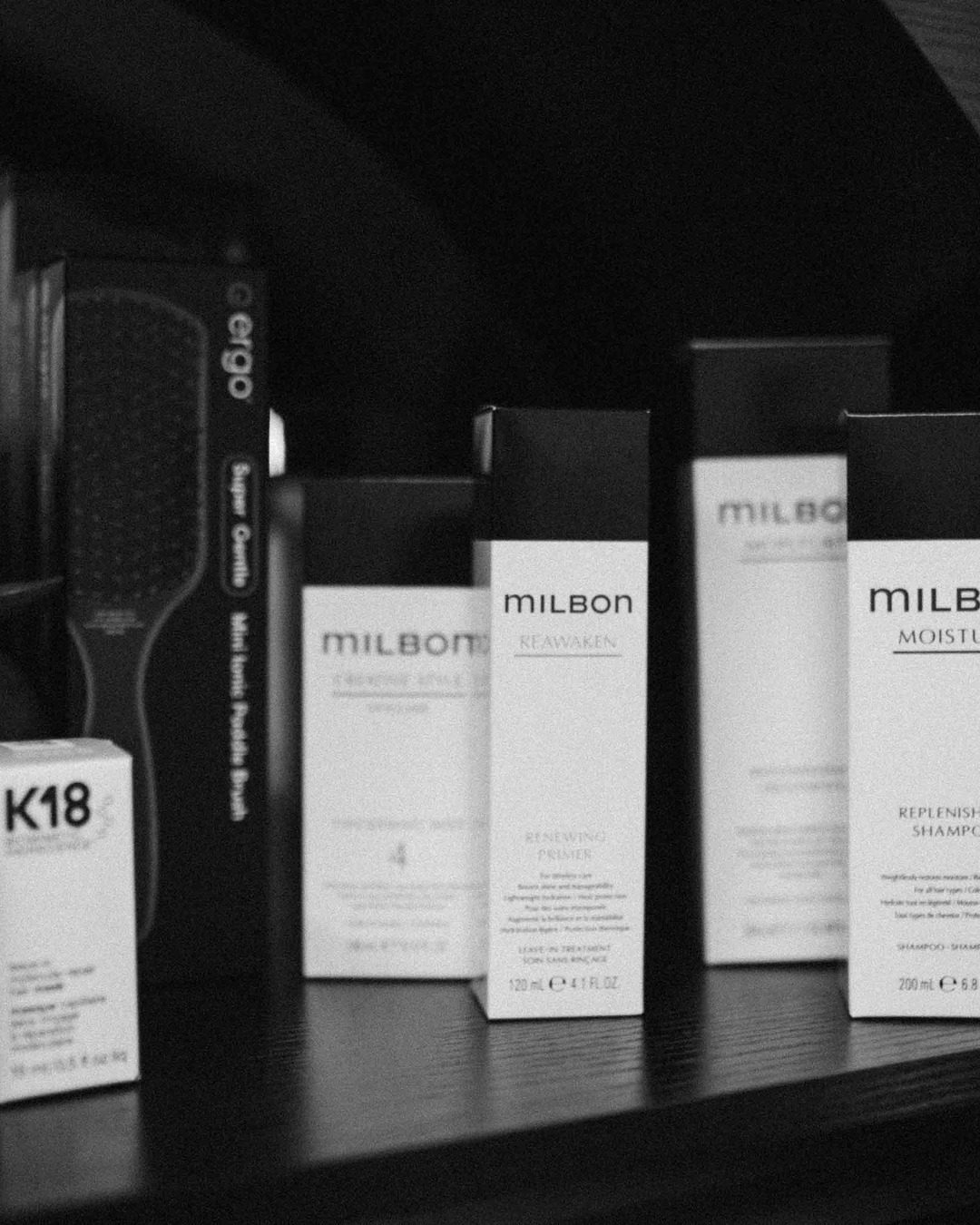 products carousel bw