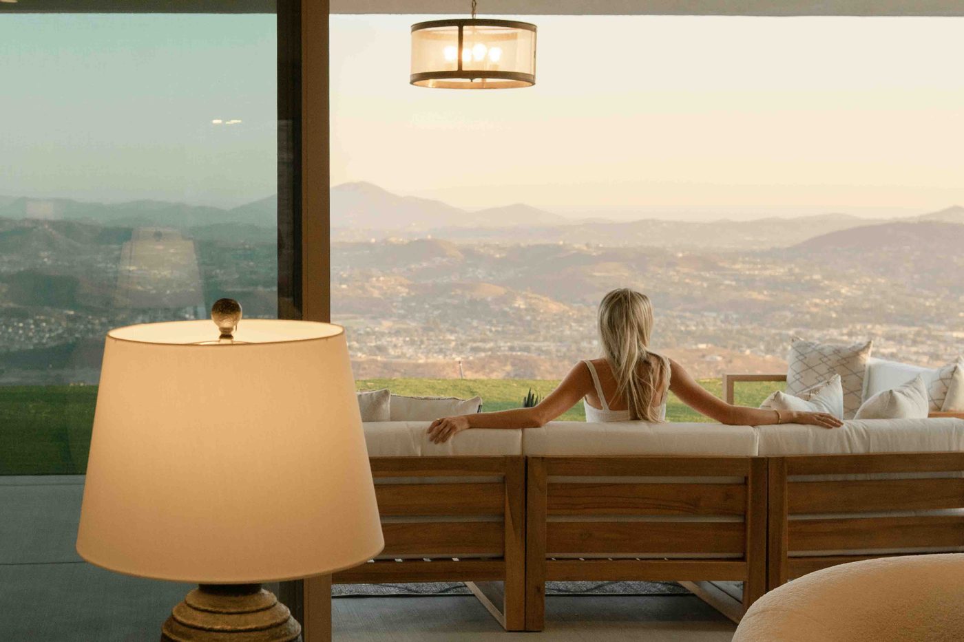 show home interior view
